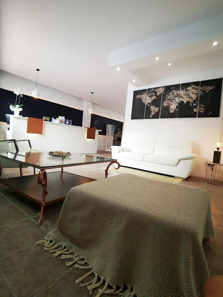 بيت ضيافة Hostal Balearic (Adults Only) سان أنطونيو